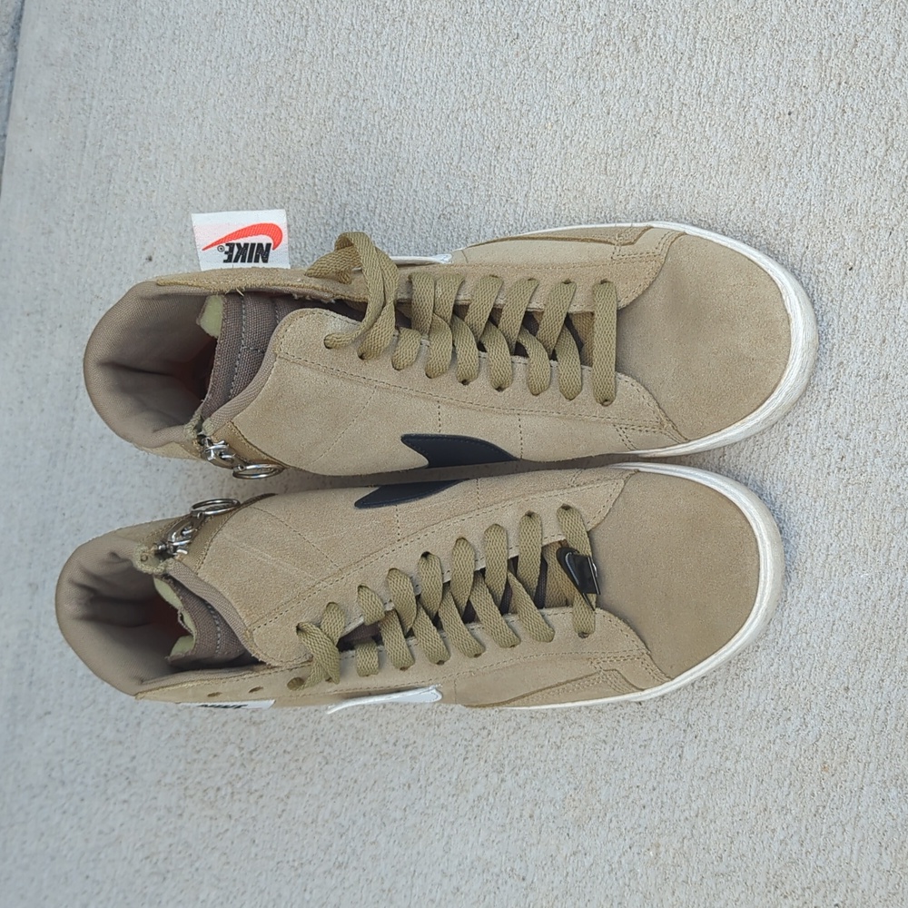 Nike Shoes Women's 8.5